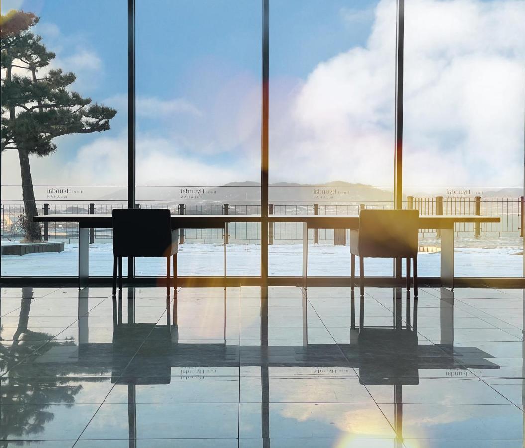 Hotel Hyundai By Lahan Mokpo Yeongam Exteriör bild