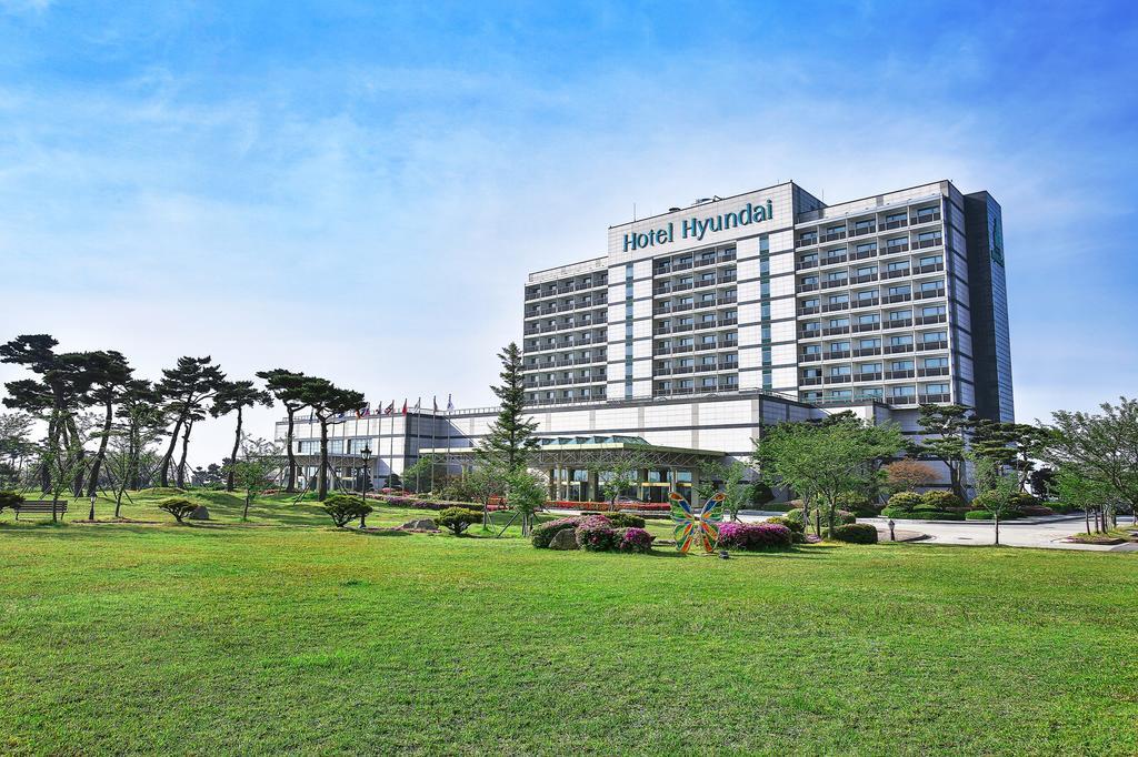 Hotel Hyundai By Lahan Mokpo Yeongam Exteriör bild